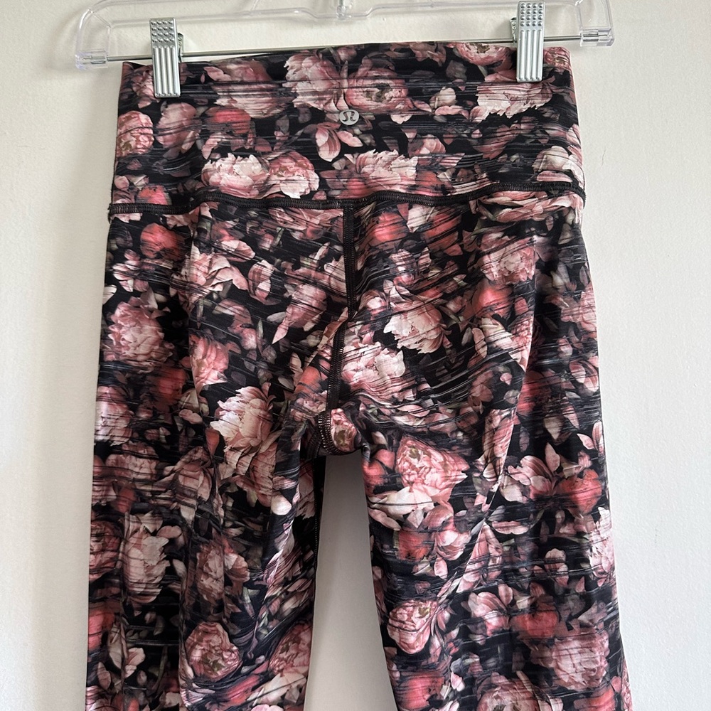 Lululemon Athletica Wunder Under Hi-Rise Tight *Nulux in Peony Multi Size 6 EUC - Picture 9 of 11